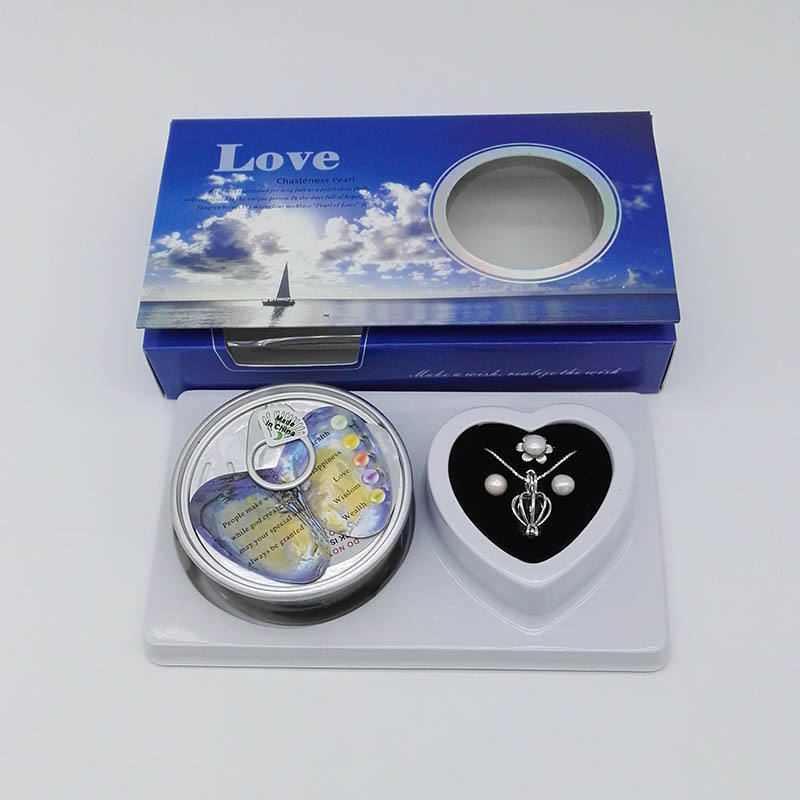 Oyster Pearl Love Necklace